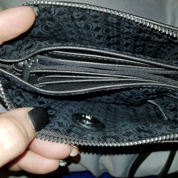 Clutch/wallet - Picture 2 of 4